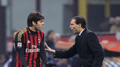 AC Milan's Kaka debates with coach Massimiliano Allegri during their match against Roma at San Siro stadium. Alessandro Garofalo / Reuters