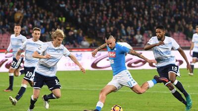 Napoli's Marek Hamsik, centre, scores the opening goal during the Italian Serie A match against Lazio at San Paolo in Naples, Italy, November 5, 2016. Ciro Fusco / EPA
