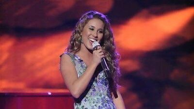 Haley Reinhart performs on American Idol.
