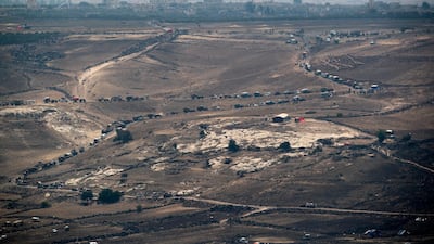 Syrian people flee fighting between Syrian forces and ISIS in the Syria-Jordan-Israel border triangle, south of the Golan Heights. EPA