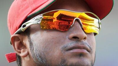 Bangladesh’s Shakib Al Hasan looks on. (AFP / Dibyangshu SARKAR)