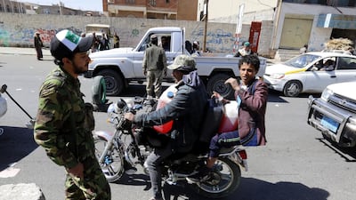 Houthi fighters man a checkpoint amid clashes between the Houthis and forces loyal to former Yemeni president Ali Abdullah Saleh, in Sanaa, Yemen. According to reports, at least 40 people died, including civilians, and dozens were wounded in the last few hours in Sanaa in the fighting between Houthi rebels and their allies, the forces loyal to former Yemeni president Ali Abdullah Saleh. Yahya Arhab / EPA
