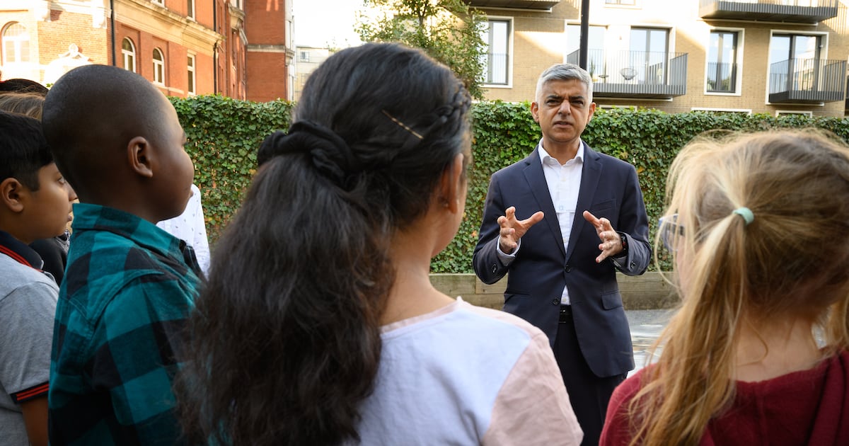 London launches back-to-school online extremism training