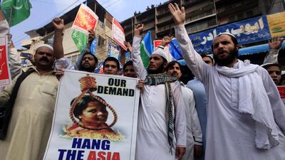 Supporters of Islamist political party Jamiat Ulma-e-Islam-F, protest the acquittal of Asia Bibi, a Christian accused of blasphemy, in Peshawar, Pakistan, 02 November 2018. EPA