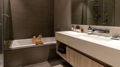 The en suite bathroom