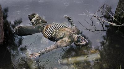 Dead Afghan soldier, 1992. Copyright ©Steve McCurry / Magnum Photos
