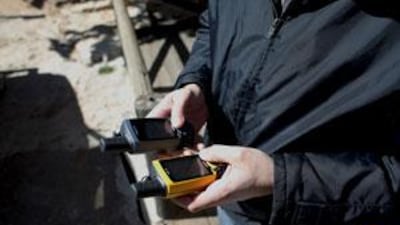 While animals such as rats, mice and hamsters are able to locate food in a maze, even when their normal route is blocked off, humans do not find such tasks quite as easy.