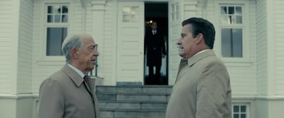 Daniels, seen here with JK Simmons as former US Secretary of State George Shultz, says today’s leaders can learn from the talks in Reykjavik. Photo: Angel Studios