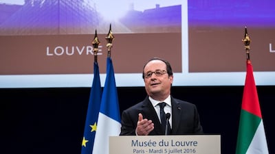French president Francois Hollande makes a speech at the Louvre museum. Christophe Petit Tesson / AFP