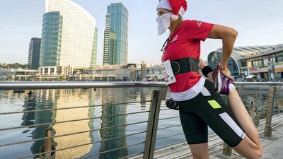 Santa limbers up for the big race