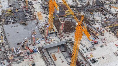 The design for the Midfield Terminal Building at Abu Dhabi International Airport has been awarded three pearls in accordance to the Estidama building rating system. Courtesy choppershoot.com