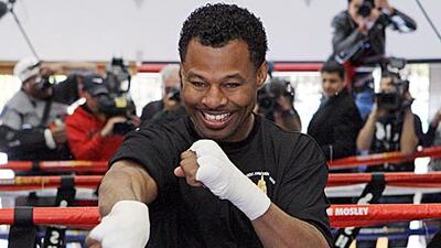 It does not bother Shane Mosely in the least that many do not give him a chance to beat welterweight champion Manny Pacquiao. ‘It’s unfair to him,’ Pacquiao admits. ‘You cannot underestimate Mosley.’