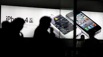 Cricketer Sanath Jayasuriya performs in the reality dance show ‘Jhalak Dikhhla Jaa’. The programme producers have introduced several mobile-based apps allowing fans to keep in touch with the show. AF