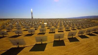 Solar fields like this one concentrate the sun’s rays onto solar receivers on top of a tower. Eilon Paz / AP Photo