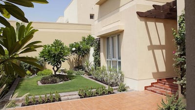 Meadows villas: 3BR - Dh233,000 average rental rate, down 1.9% year-on-year. 4BR - Dh260,000 average rental rate, down 5.5% year-on-year. 5BR - Dh283,000 average rental rate, down 8.7% year-on-year. Antonie Robertson / The National