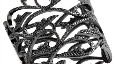 A black diamond tulip ciff from the Topkapi Palace Collection.