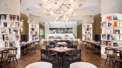 Eatery and Library and Lounge of Intersect by Lexus. Courtesy of Intersect by Lexus
