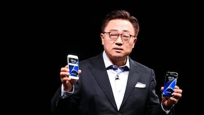 President of Mobile Communications Business of Samsung DJ Koh with the S7 and S7 edge. The S7 is now water and dust proof to IP68 level. The screen resolution of 1,440 x 2,560 is the same as the S6. AP Photo / Manu Fernadez