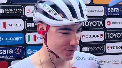 UAE Team Emirates rider Juan Ayuso with his swollen eye after being stung by a bee. Photo: @Pelamity / X