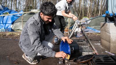 Because of regular police evictions camps are not permanent and have no amenities. NGOs try to provide water and food.