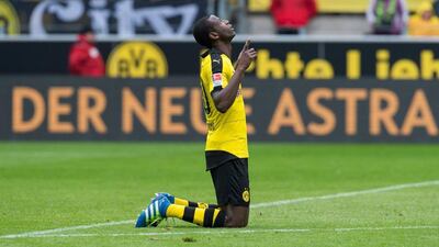 Dortmund’s Adrian Ramos celebrates his 3-0 goal during the Bundesliga match between Borussia Dortmund and Hamburg at Signal Iduna Park in Dortmund, Germany, 17 April 2016. EPA/GUIDO KIRCHNER