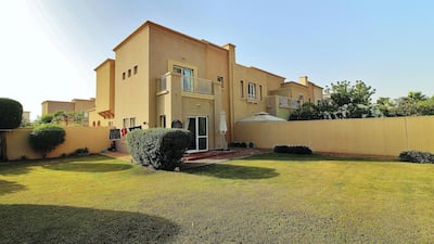 Springs villas: highest rent - Dh250,000 for 3 bedrooms in 2008. Lowest rent - Dh105,000 for 3 bedrooms in 2011. Image courtesy HMShomes