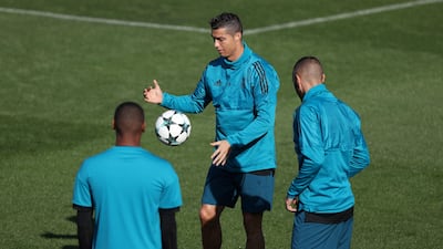 Real Madrid’s Cristiano Ronaldo juggles the ball. Sergio Perez / Reuters
