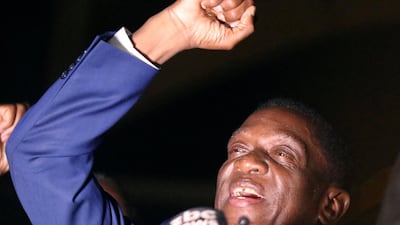 Zimbabwe's former vice president Emmerson Mnangagwa, who is due to be sworn in to replace Robert Mugabe as President, addresses supporters in Harare, Zimbabwe, November 22, 2017. REUTERS/Philimon Bulawayo