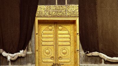 Changing the Kiswa at the Kaaba in Mecca, 1995.