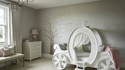 Carriage bed from Dragons of Walton Street