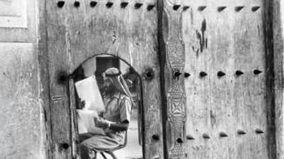 Arab guard on duty at palace of Shiek Shakhbut bin Sultan. Ralph Crane / Time Life Pictures / Getty Images