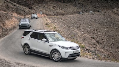 The Evoques make light work of the gradients.