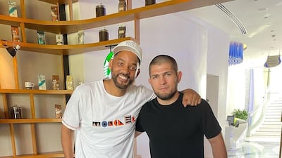 Will Smith with Khabib Nurmagomedov at the Starbucks inside Nad Al Sheba Sports Complex, Dubai. Instagram / khabib_nurmagomedov