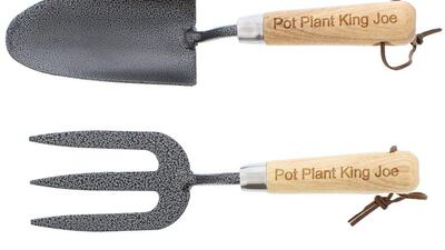 Personalised Fork and Trowel Set. Courtesy of Vivabop