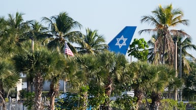 Israeli Prime Minister Benjamin Netanyahu’s plane at Palm Beach International Airport in Florida on December 29. AFP