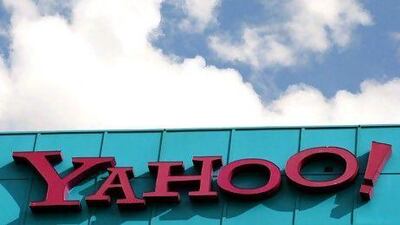 Yahoo plans to sell advertising specifically for delivery over mobile phones. Reuters