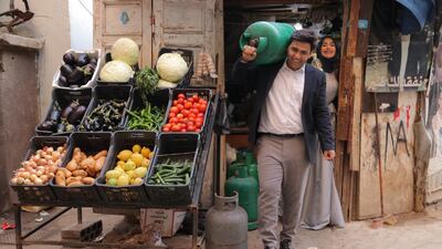 Engagement photos of Rayan Sokkar and Samih Mazien Mahmoud. Omar Ahmad