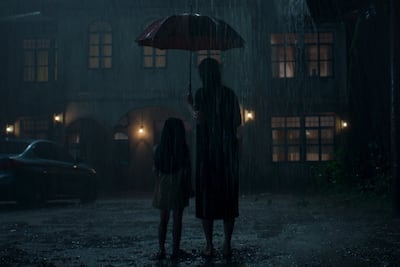 Ploypaphas Fonkaewsiwaporn as Min and Woranuch Bhirombhakdi as Varee in the Thai series Don't Come Home. Photo: Netflix