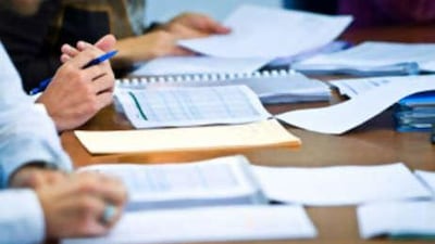 Government departments will now have to provide details to the medical committee about their employees' sick leaves to make it easier to spot suspect sick notes.