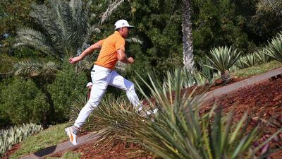 ABU DHABI, UNITED ARAB EMIRATES - JANUARY 24: Rickie Fowler of the United States runs to the 3rd tee during round four of the Abu Dhabi HSBC Golf Championship at the Abu Dhabi Golf Club on January 24, 2016 in Abu Dhabi, United Arab Emirates. (Photo by Matthew Lewis/Getty Images)