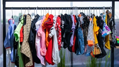 It also sells clothing for all sizes of dogs.