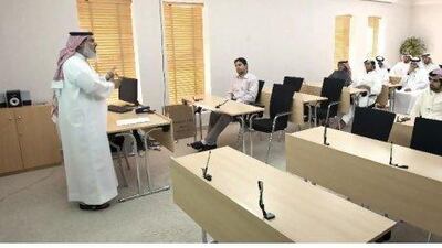Abdullah al Ansari of the Umm al Momineen Association offers his words of wisdom to unmarried Ajman Municipality staffers on Thursday.