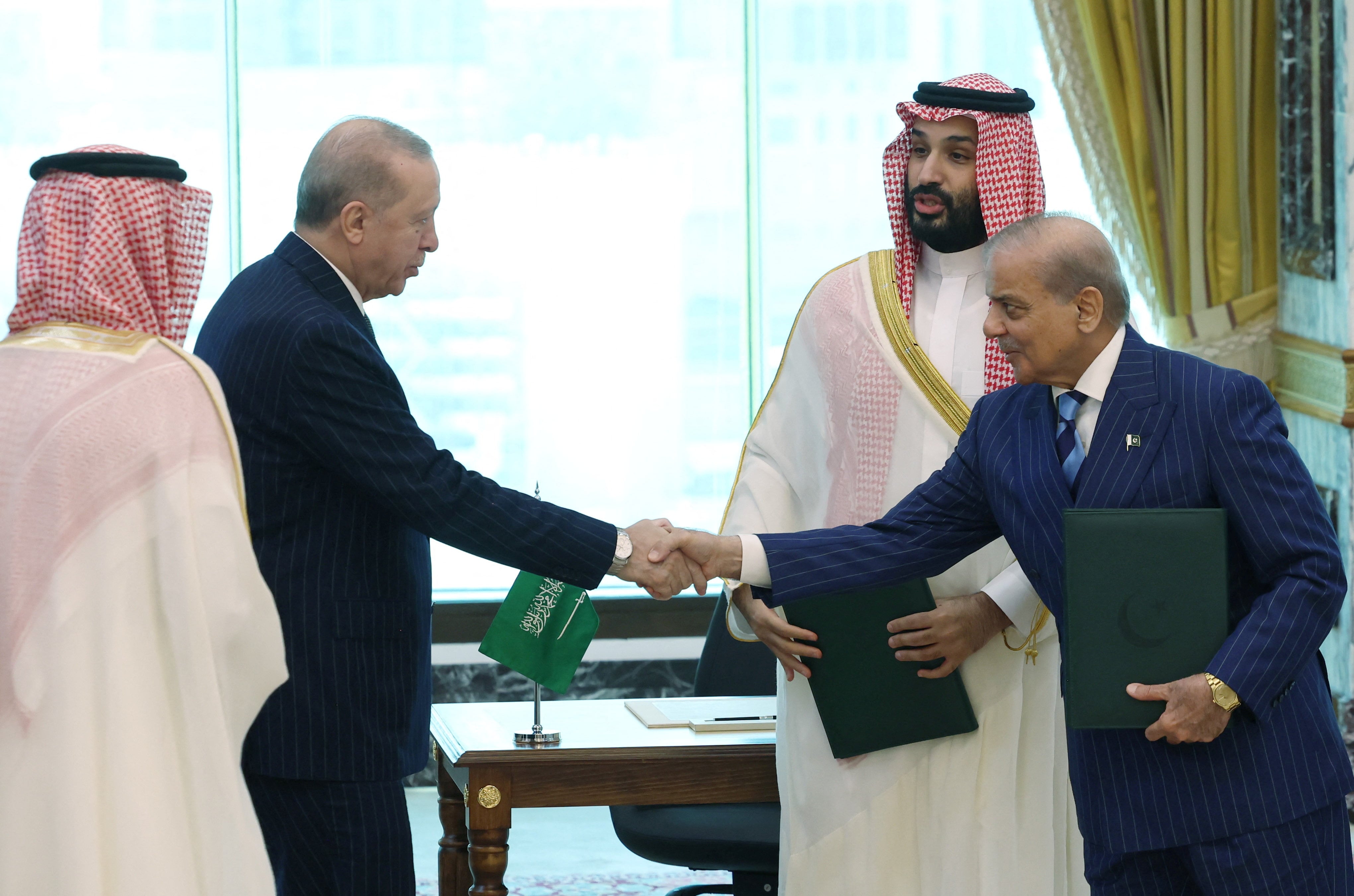Image linked from the original feed: Saudi Arabia, Pakistan and Turkey sign joint defence pact