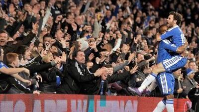 Juan Mata, right, Chelsea’s Spanish midfielder, scored the opening goal in the 48th minute against Portsmouth in London on Sunday.