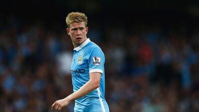 MANCHESTER, ENGLAND - SEPTEMBER 19: Kevin de Bruyne of Manchester City looks on during the Barclays Premier League match between Manchester City and West Ham United at Etihad Stadium on September 19, 2015 in Manchester, United Kingdom. (Photo by Dean Mouhtaropoulos/Getty Images)