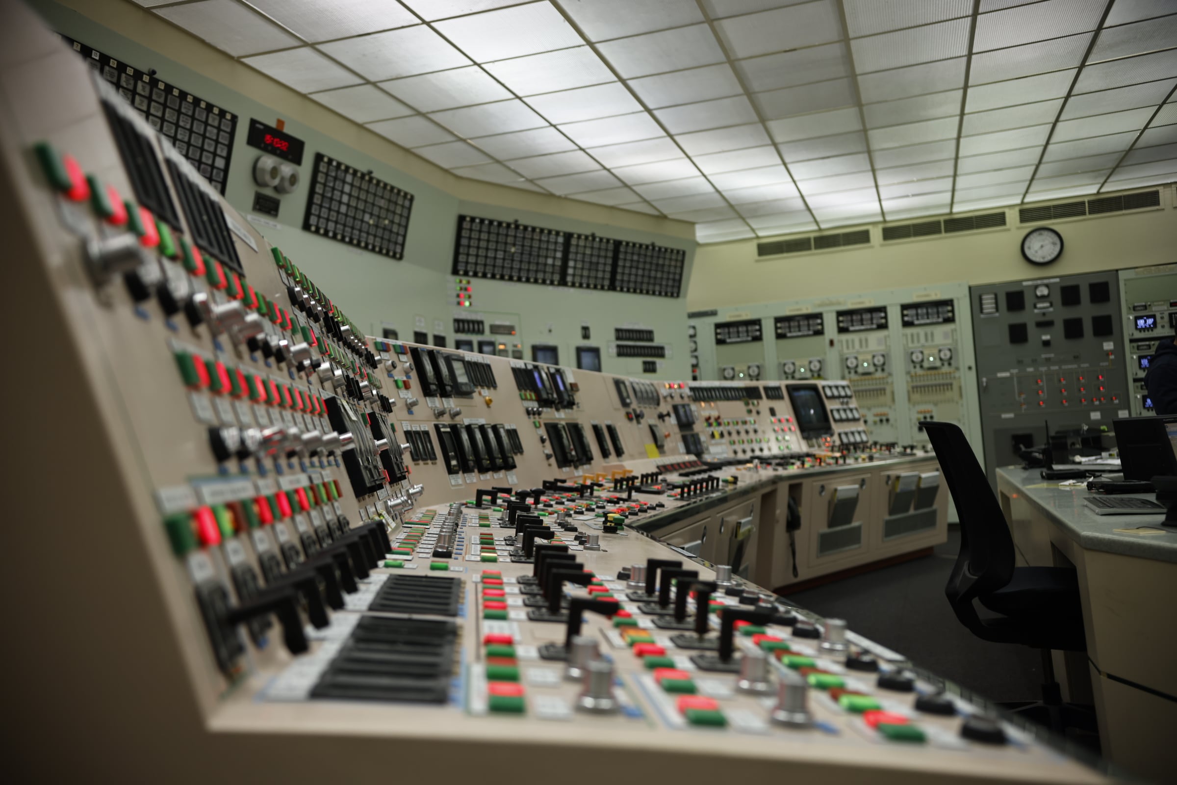 Inside a control room simulator for the Palisades nuclear reactor in Covert Township, Michigan. Photo: Holtec