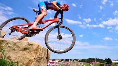 Czech Republic's Jaroslav Kulhavy took the lead from the fifth lap onwards.