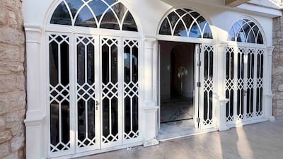 The palace windows are made of thick, bulletproof glass