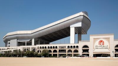 Mall of the Emirates is home to world-famous indoor ski centre Ski Dubai. Alamy