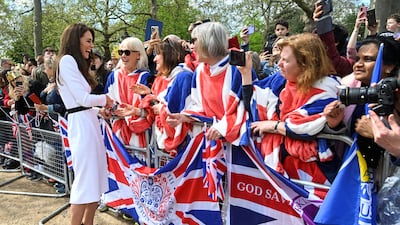 Catherine meets wellwishers during a walkabout on the Mall outside Buckingham Palace before the coronation in May 2023